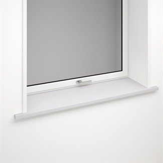 Lys grå vindueskarm i laminat med valgfri forkant